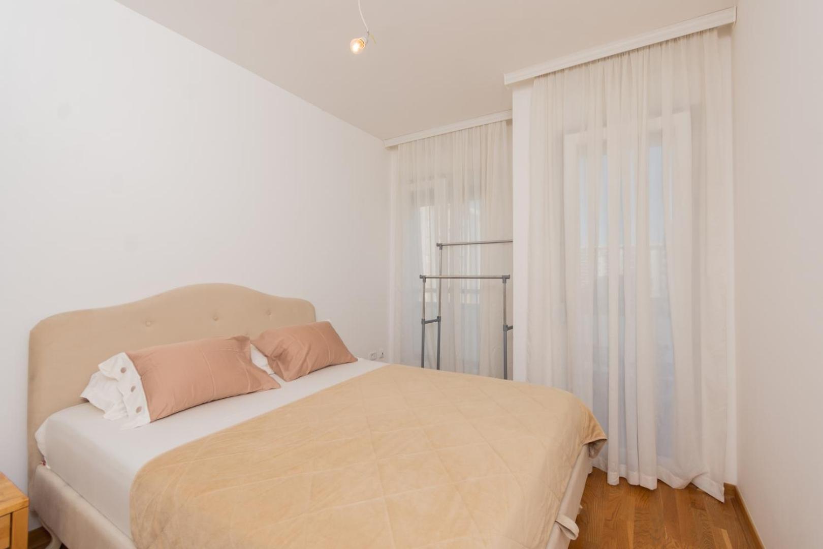 Lux City Apartment With Parking Подгорица Екстериор снимка